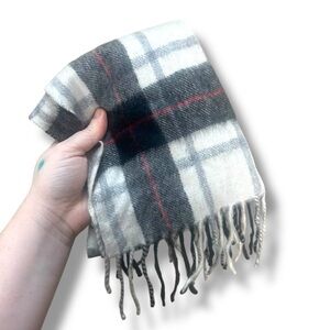 La Fiorentina Plaid Black Red 100% Cashmere Rectangle Fringe Scarf